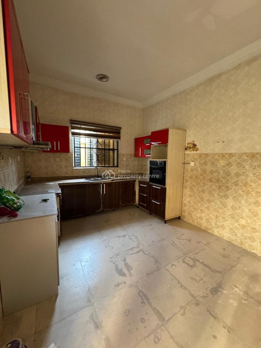 Luxury and Spacious Room Upstairs, Bera Estate Chevron, Lekki, Lagos, Self Contain (single Rooms) for Rent