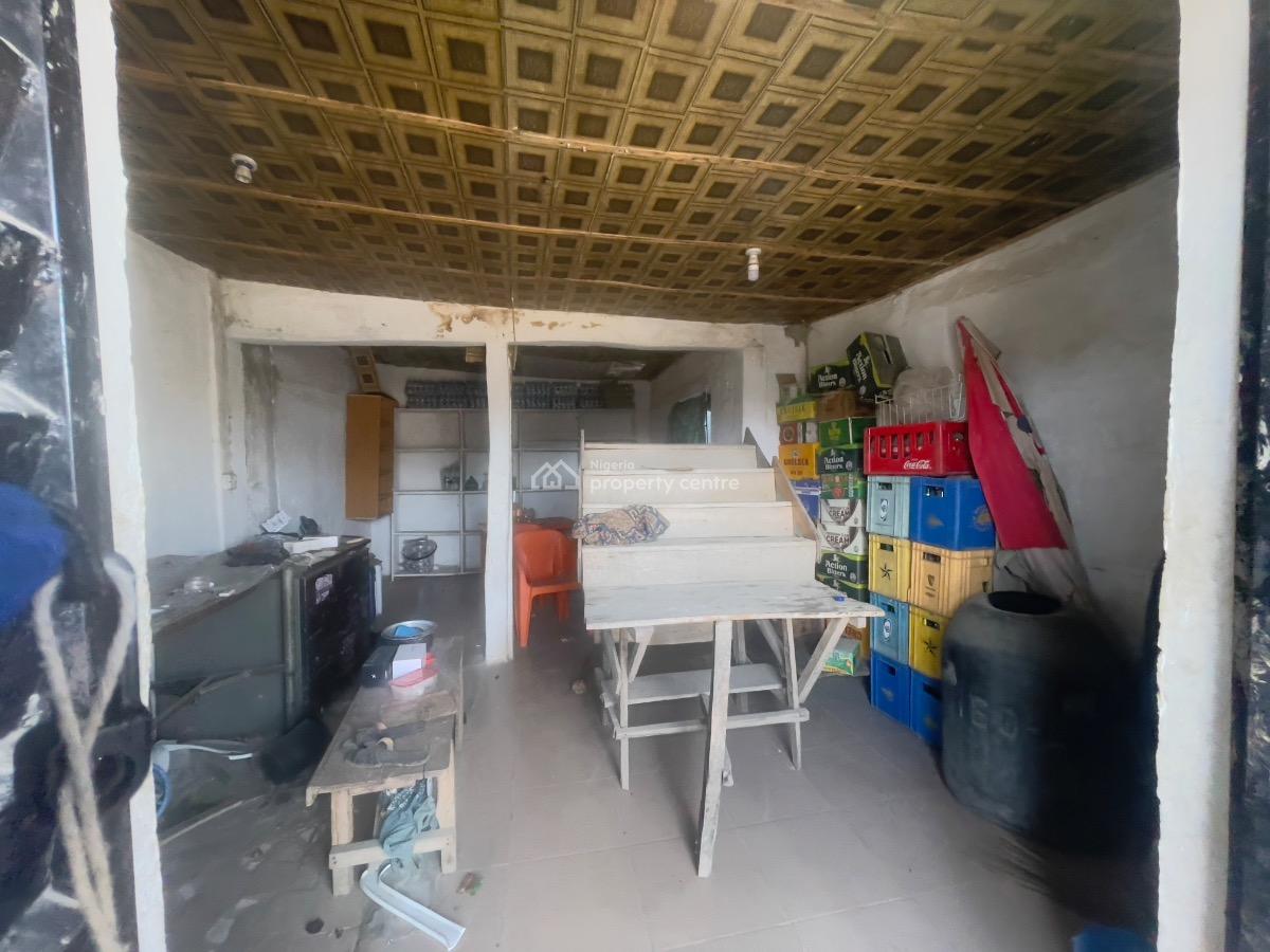 Very Spacious Very Close to a Major Market, Round About, Awoyaya, Ibeju Lekki, Lagos, Shop for Rent