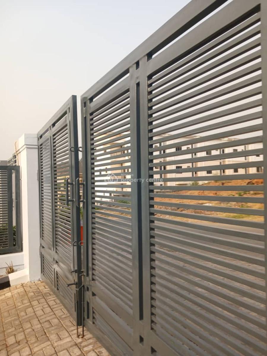 Standard Four Bedroom Terraced Duplex, Unit 2, Abdulkareem Adisa Close, Guzape District, Abuja, Flat / Apartment for Rent