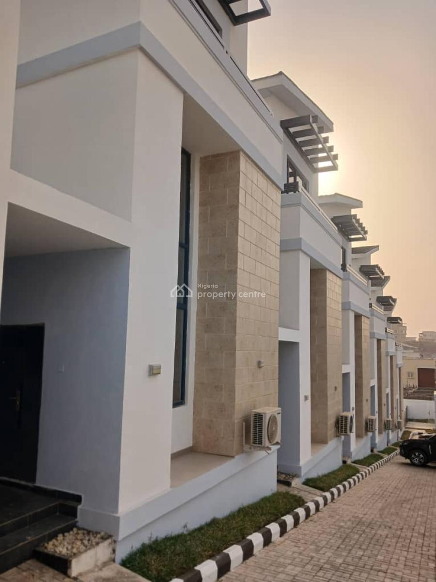 Standard Four Bedroom Terraced Duplex, Unit 2, Abdulkareem Adisa Close, Guzape District, Abuja, Flat / Apartment for Rent