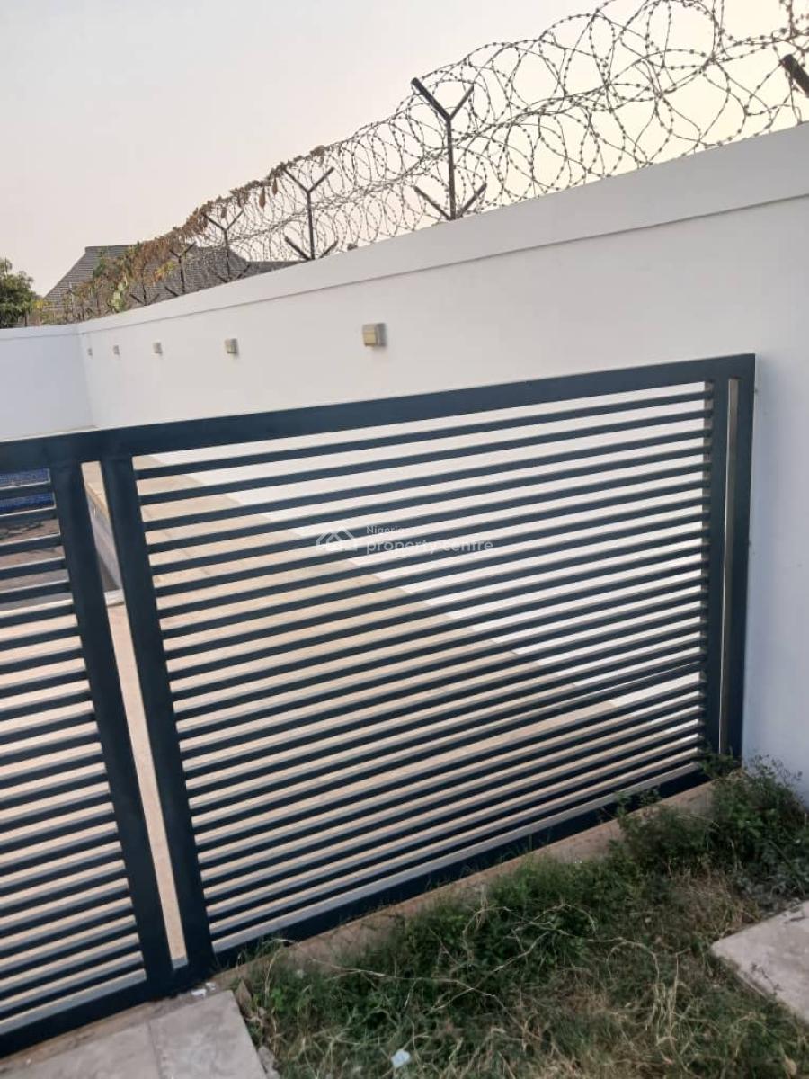 Standard Four Bedroom Terraced Duplex, Unit 2, Abdulkareem Adisa Close, Guzape District, Abuja, Flat / Apartment for Rent