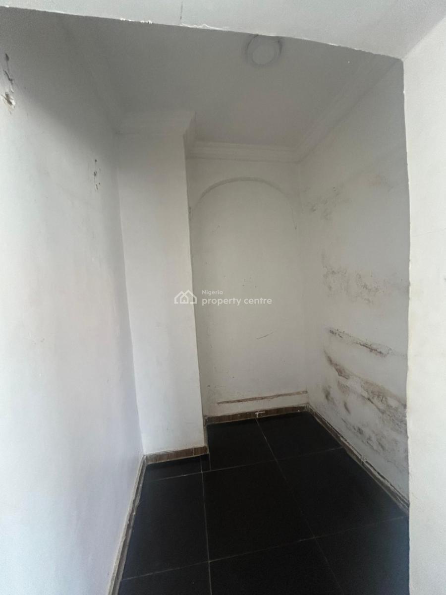 Vacant Shop Spaces in a Mall, Lekki Phase 1, Lekki, Lagos, Shop for Rent