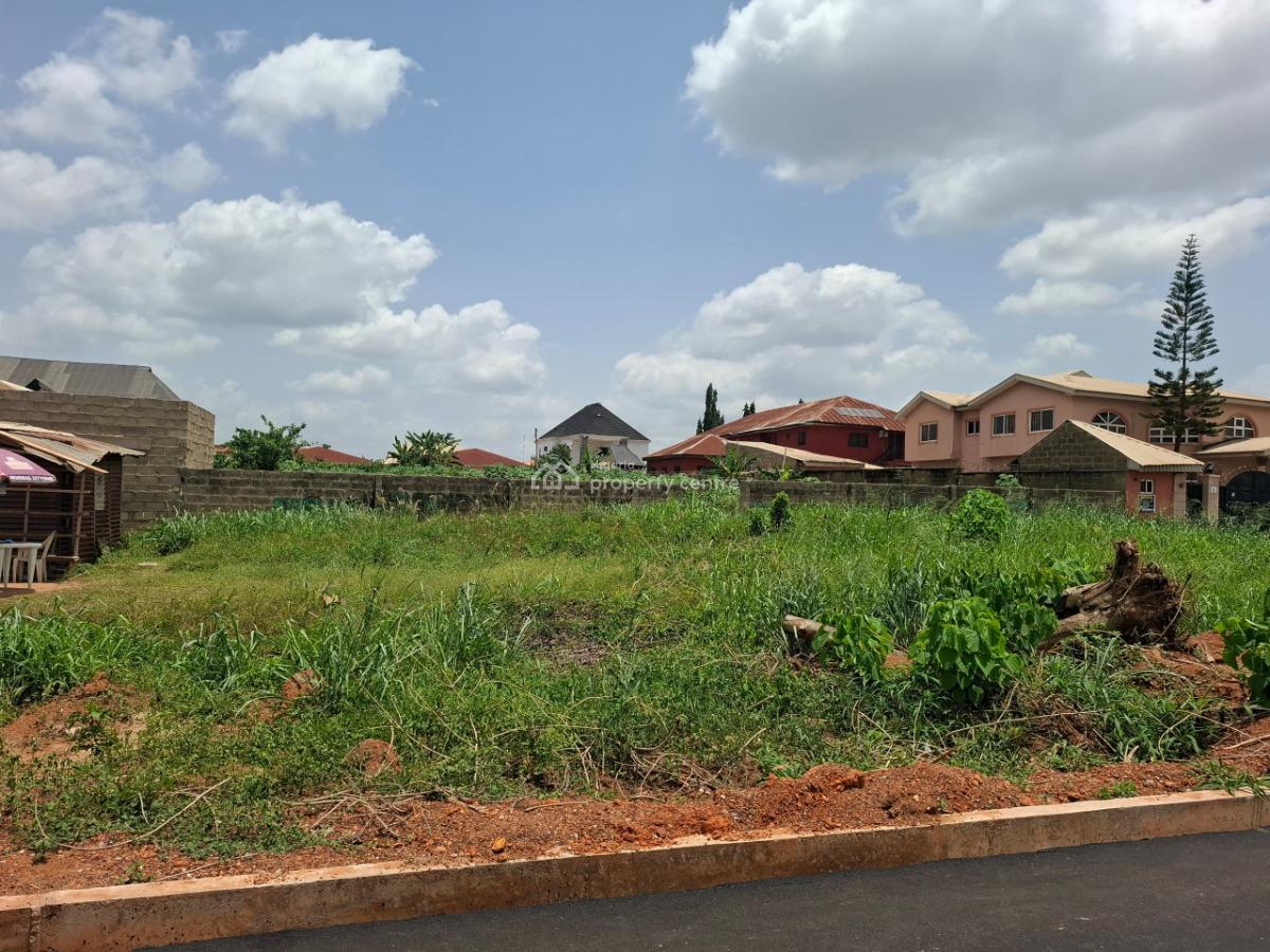 a Land Measuring 2000sqm Facing Main Road, Nigeria Custom Office,  Igbatoro Road,, Akure, Ondo, Mixed-use Land for Sale