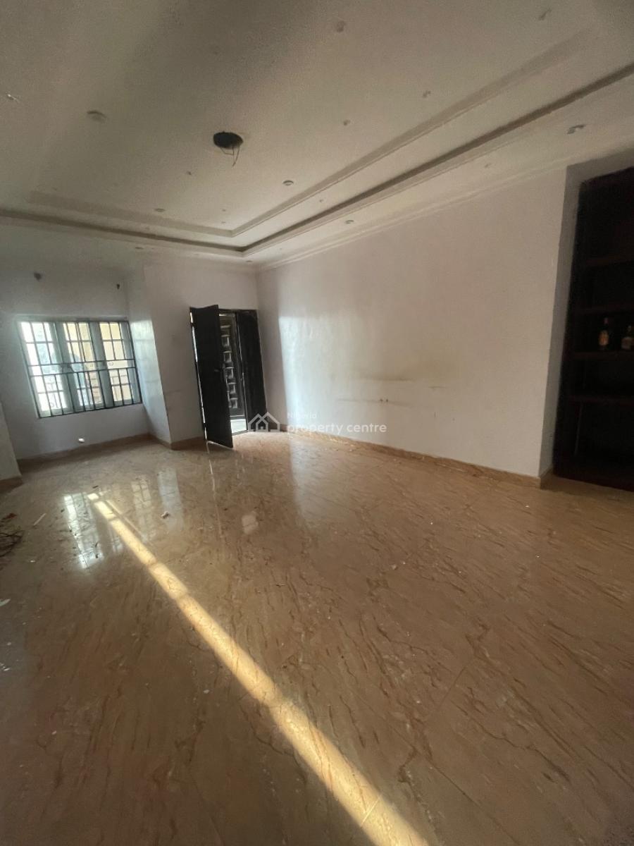 Very Spacious Modern 2 Bed Close to Estate Gate Upstairs, Badore, Badore, Ajah, Lagos, House for Rent