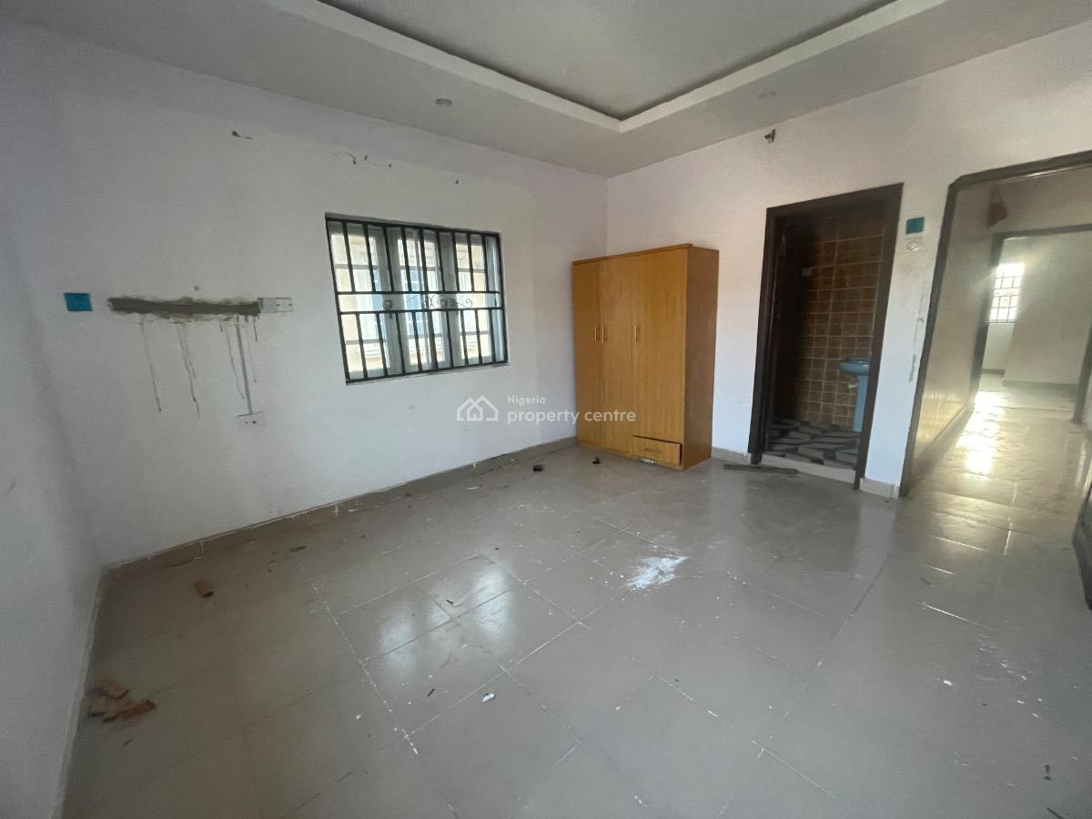 Very Spacious Modern 2 Bed Close to Estate Gate Upstairs, Badore, Badore, Ajah, Lagos, House for Rent