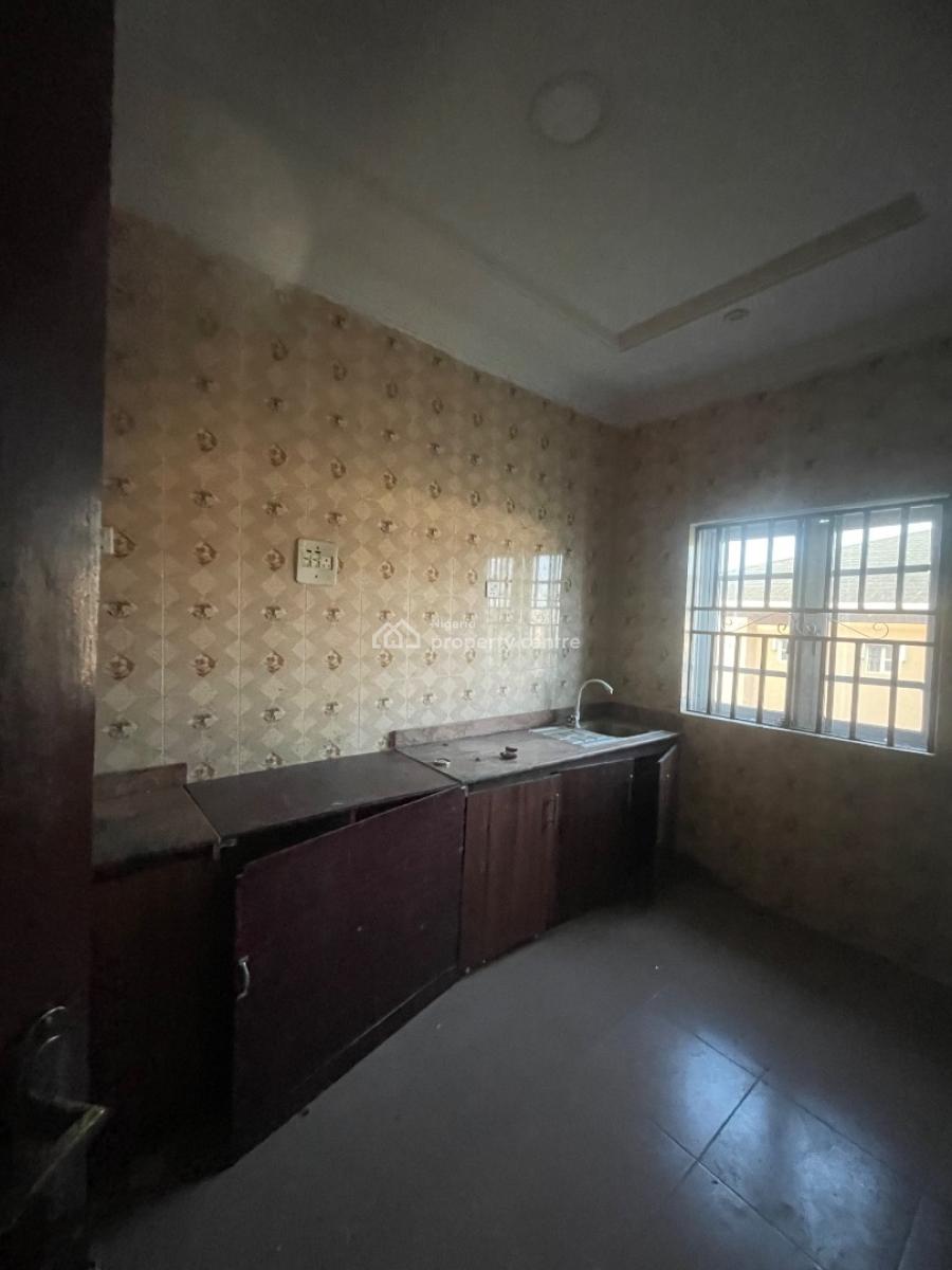 Very Spacious Modern 2 Bed Close to Estate Gate Upstairs, Badore, Badore, Ajah, Lagos, House for Rent