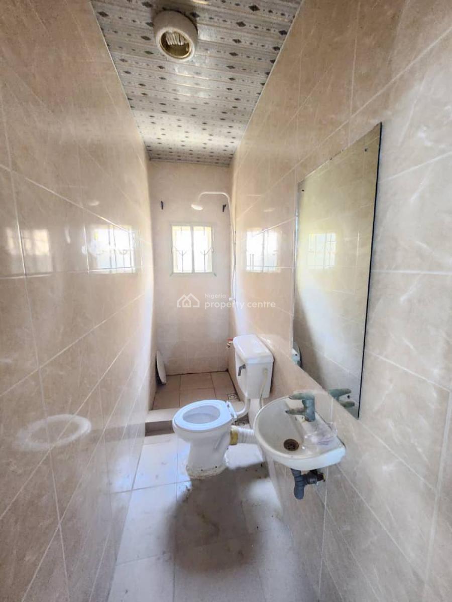 2 Bedroom Flat, Ilasan Ikate, Lekki, Lagos, Flat / Apartment for Rent