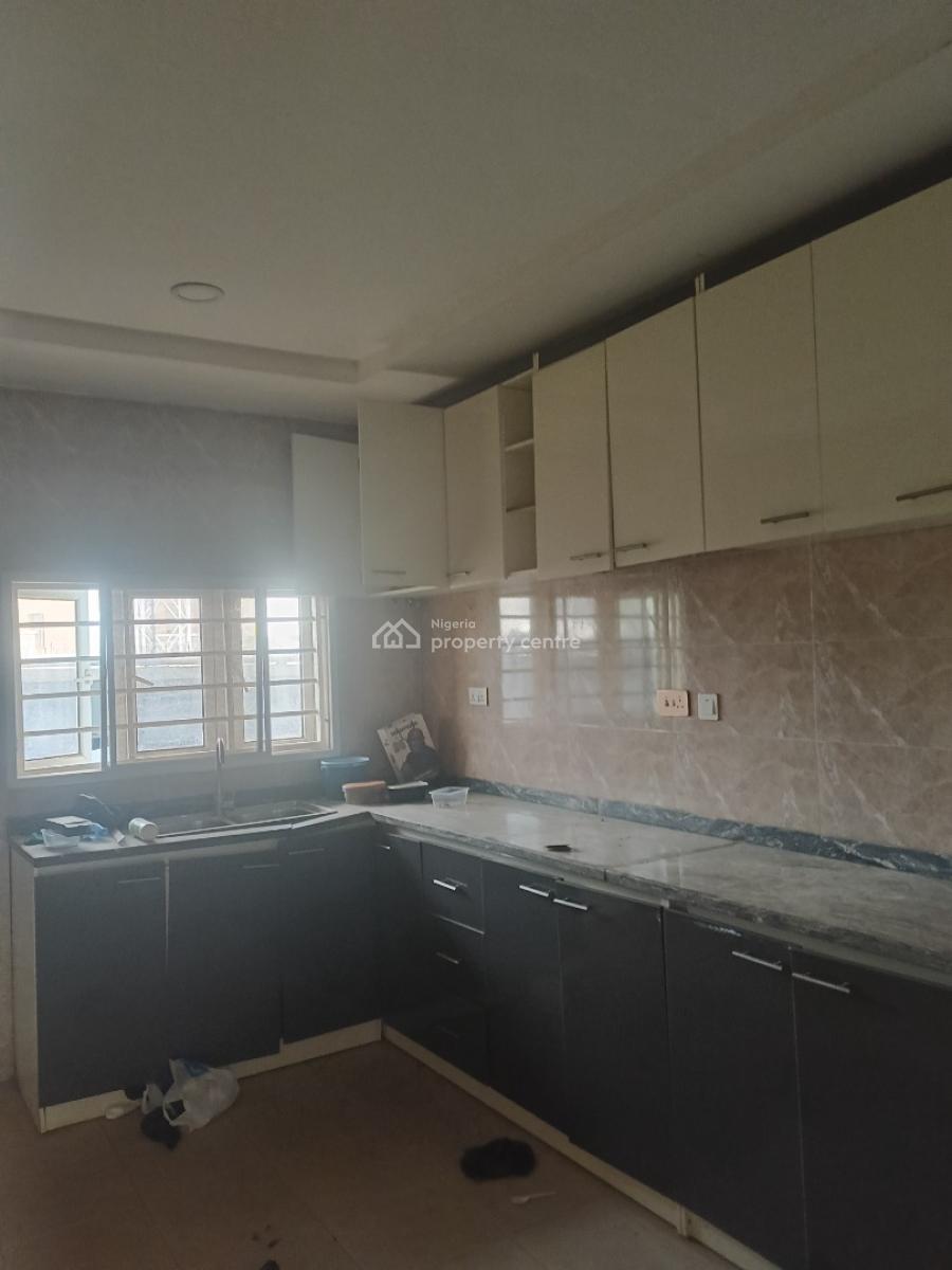 Sharp 4 Bedroom Terrace Duplex with Bq in Jahi, Gilmor, Jahi, Abuja, Terraced Duplex for Rent