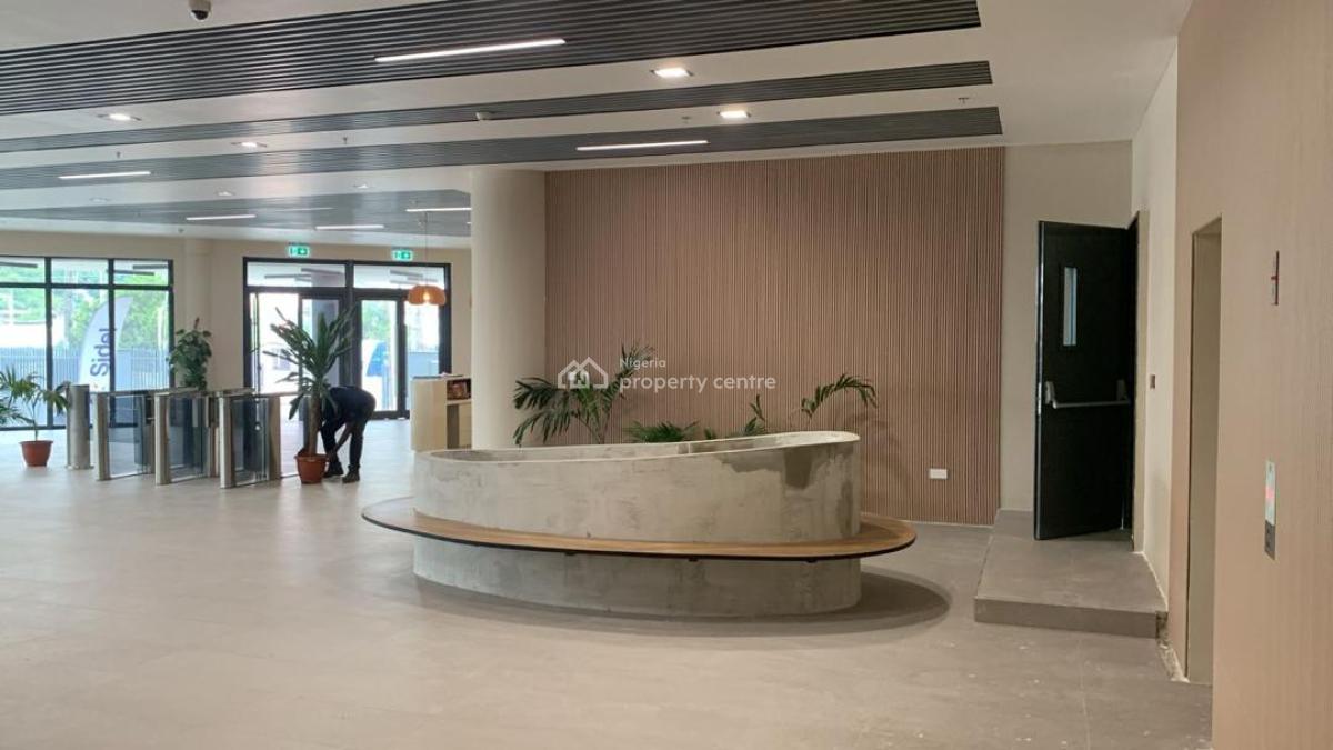 500/600sqm Open Plan Space, Mobolaji Bank Anthony, Maryland, Lagos, Office Space for Rent