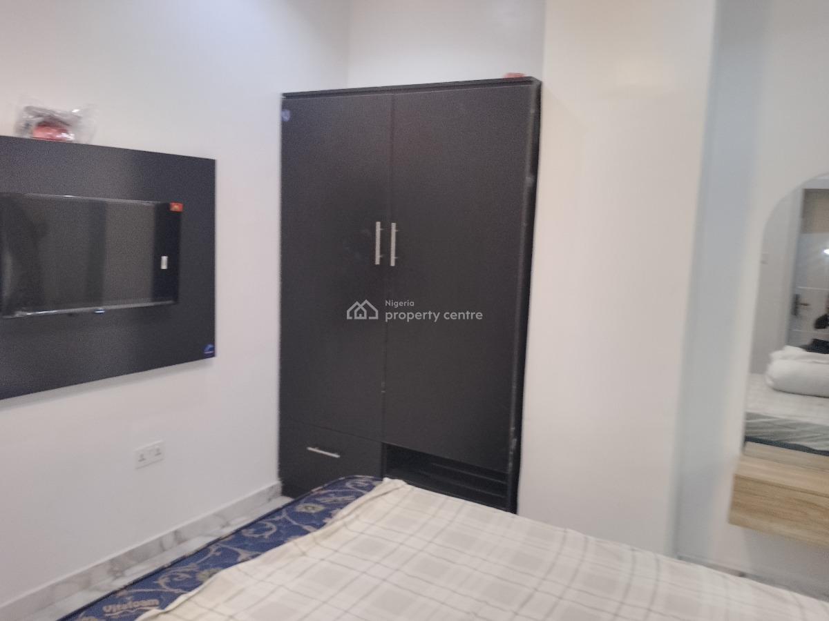 Tastfully Finished and Furnished 3 Bedroom Apartment with a Room Bq, Ikeja Gra, Ikeja, Lagos, Flat / Apartment for Rent