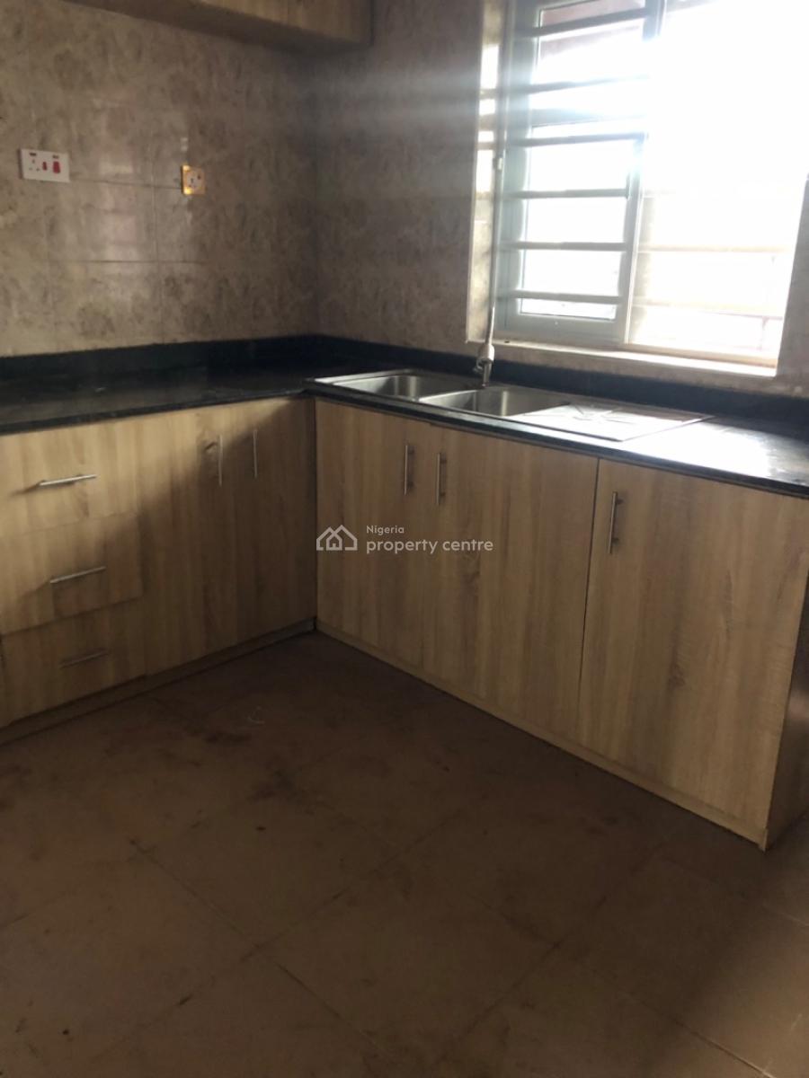 2 Bedroom Flat, Makogi, Magboro, Ogun, Flat / Apartment for Rent
