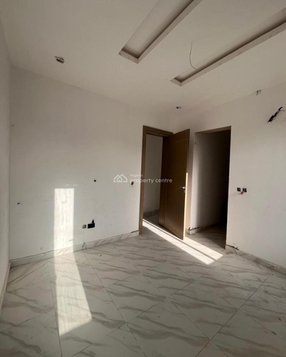Lovely 3 Bedroom Apartment with Bq, Freedom Way, Lekki, Lagos, Block of Flats for Sale