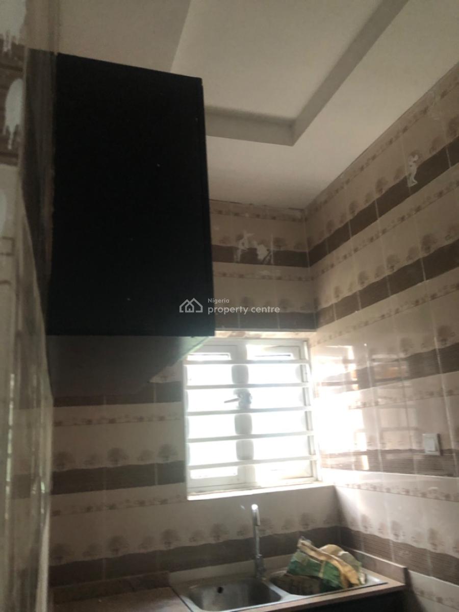 2 Bedroom Flat, Makogi, Magboro, Ogun, Flat / Apartment for Rent