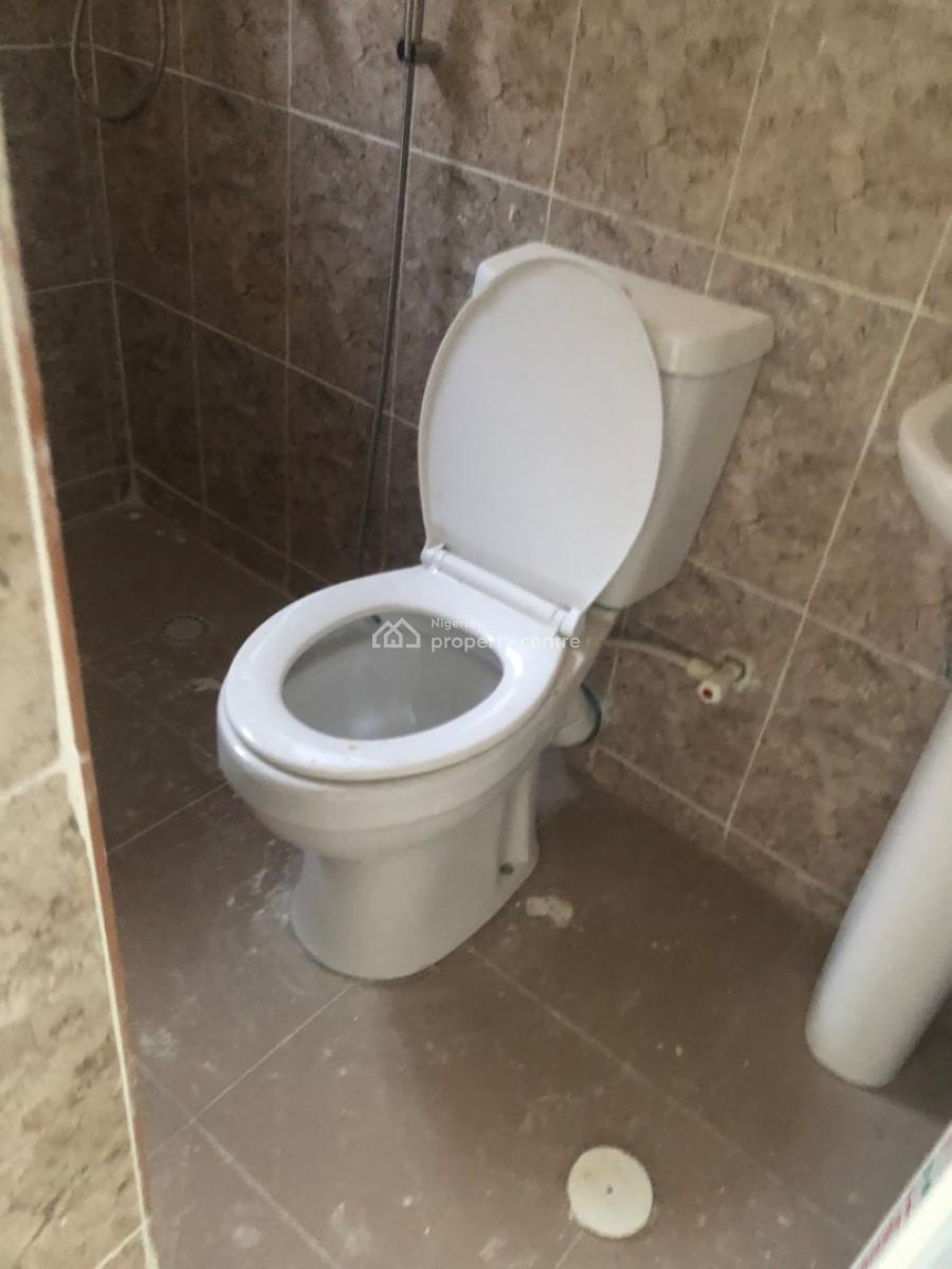 2 Bedroom Flat, Makogi, Magboro, Ogun, Flat / Apartment for Rent
