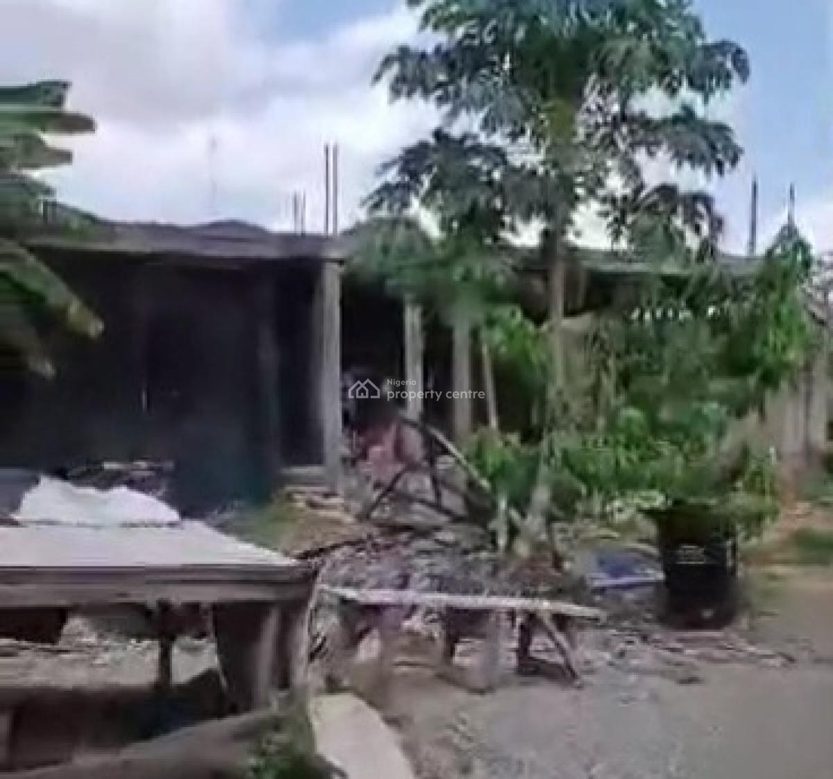 Structure on 100ft By 250ft Commercial Land, Along Boundary Road, By Ikpokpan Junction Gra, Benin, Oredo, Edo, Land for Sale