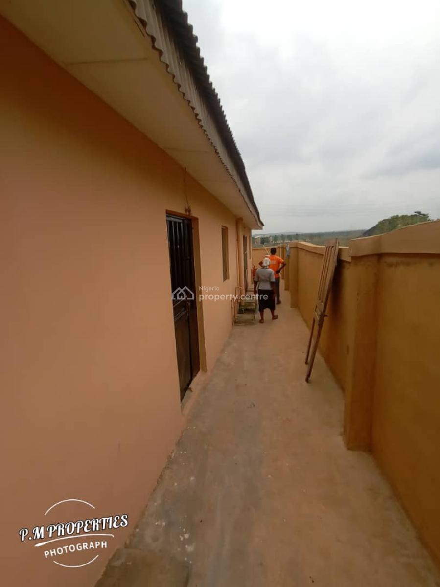Mini Flat, Makogi Waterbrooks Estate, Magboro, Ogun, Mini Flat (room and Parlour) for Rent