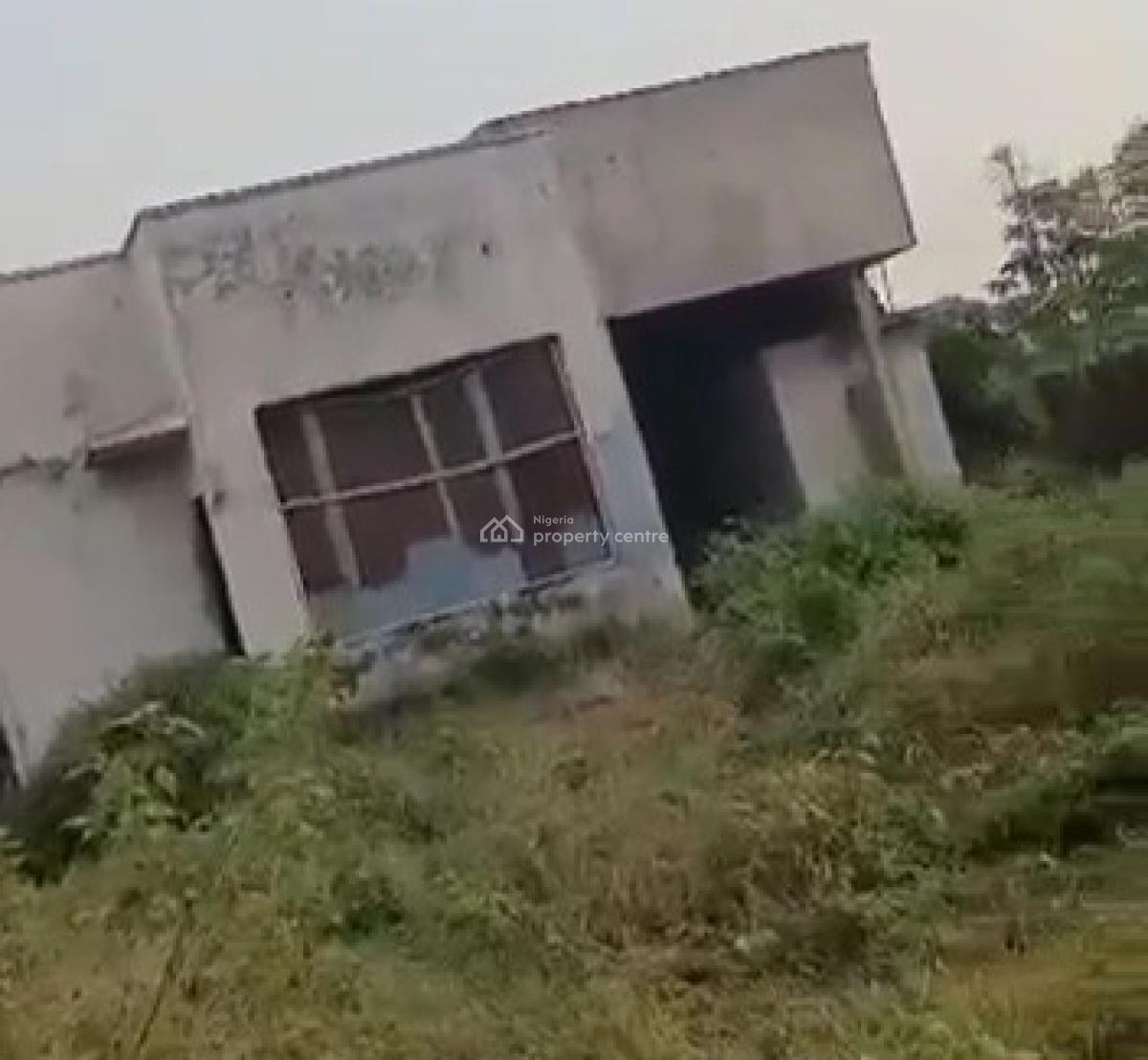 Structure on 100ft By 200ft Commercial Land Title; Cofo, Along Ogheghe Road, Off Sapele Road, Benin, Oredo, Edo, Land for Sale