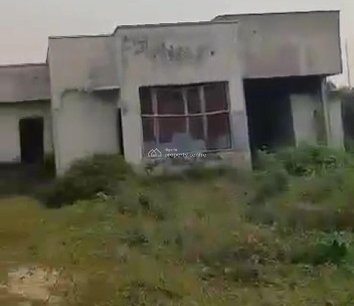 Structure on 100ft By 200ft Commercial Land Title; Cofo, Along Ogheghe Road, Off Sapele Road, Benin, Oredo, Edo, Land for Sale