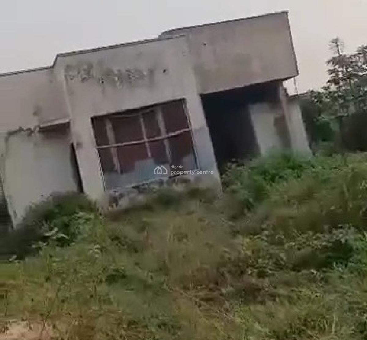 Structure on 100ft By 200ft Commercial Land Title; Cofo, Along Ogheghe Road, Off Sapele Road, Benin, Oredo, Edo, Land for Sale