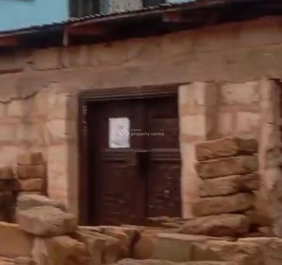 70ft By 100ft Commercial Land, Edo Street, Off Irhirhi Road, Off Airport Road, Gra, Benin, Oredo, Edo, Land for Sale