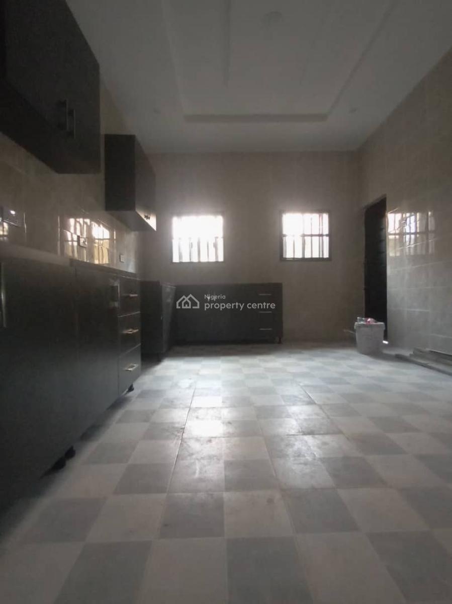 Nice 2 Bedrooms Flat, Ivory Garden Estate, Magboro, Ogun, Flat / Apartment for Rent