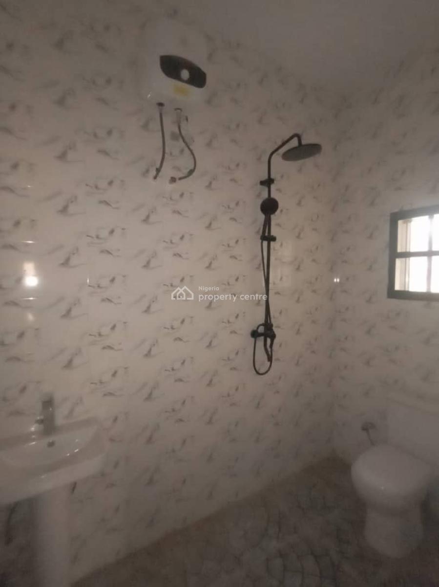 Nice 2 Bedrooms Flat, Ivory Garden Estate, Magboro, Ogun, Flat / Apartment for Rent