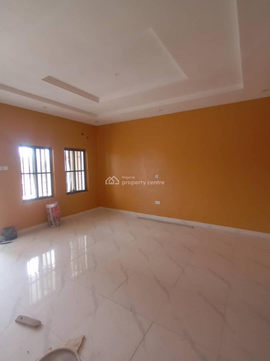 Nice 2 Bedrooms Flat, Ivory Garden Estate, Magboro, Ogun, Flat / Apartment for Rent