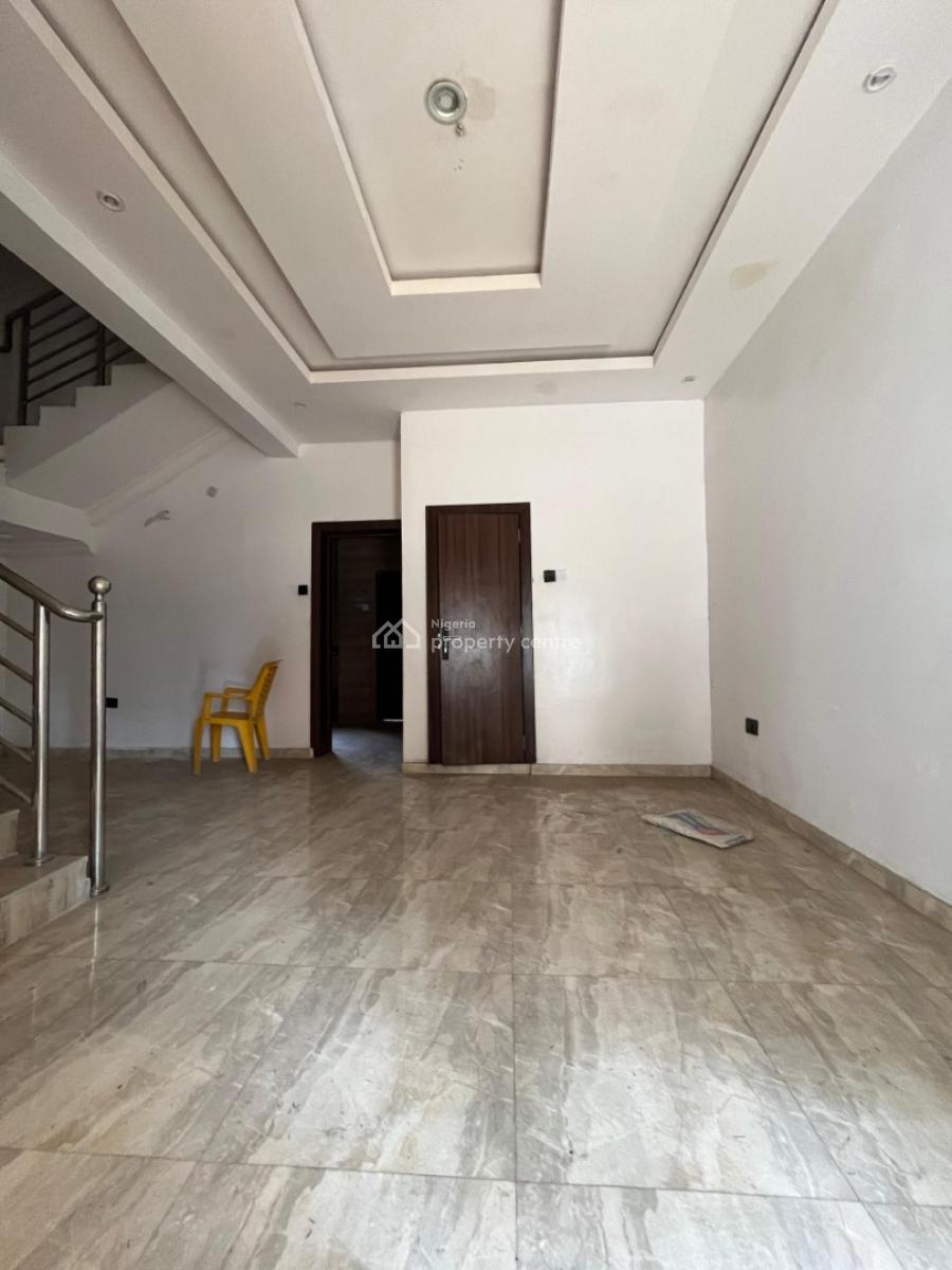 Elegant 4-bedroom Terrace Duplex, Gbagada, Lagos, Terraced Duplex for Sale