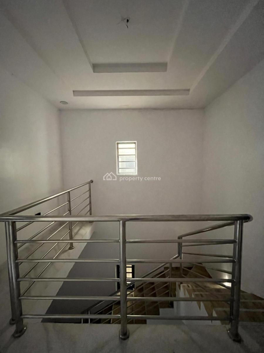 Elegant 4-bedroom Terrace Duplex, Gbagada, Lagos, Terraced Duplex for Sale