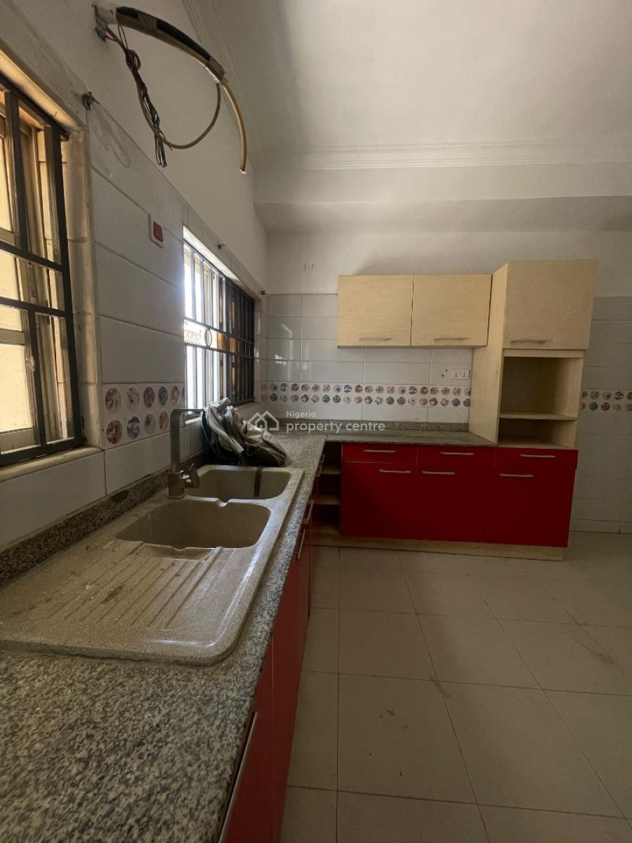 3 Bedroom Flat, Lekki Phase 1, Lekki, Lagos, Flat / Apartment for Rent