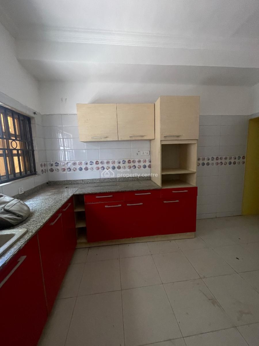 3 Bedroom Flat, Lekki Phase 1, Lekki, Lagos, Flat / Apartment for Rent