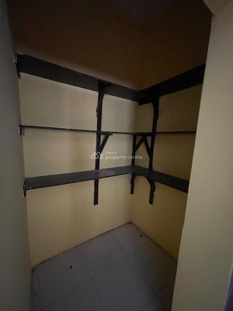 3 Bedroom Flat, Lekki Phase 1, Lekki, Lagos, Flat / Apartment for Rent