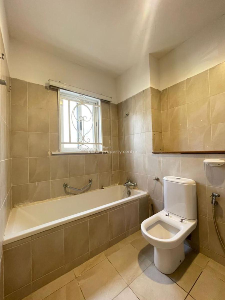 Beautiful 3bedroom Apartment, Oniru, Victoria Island (vi), Lagos, Block of Flats for Sale