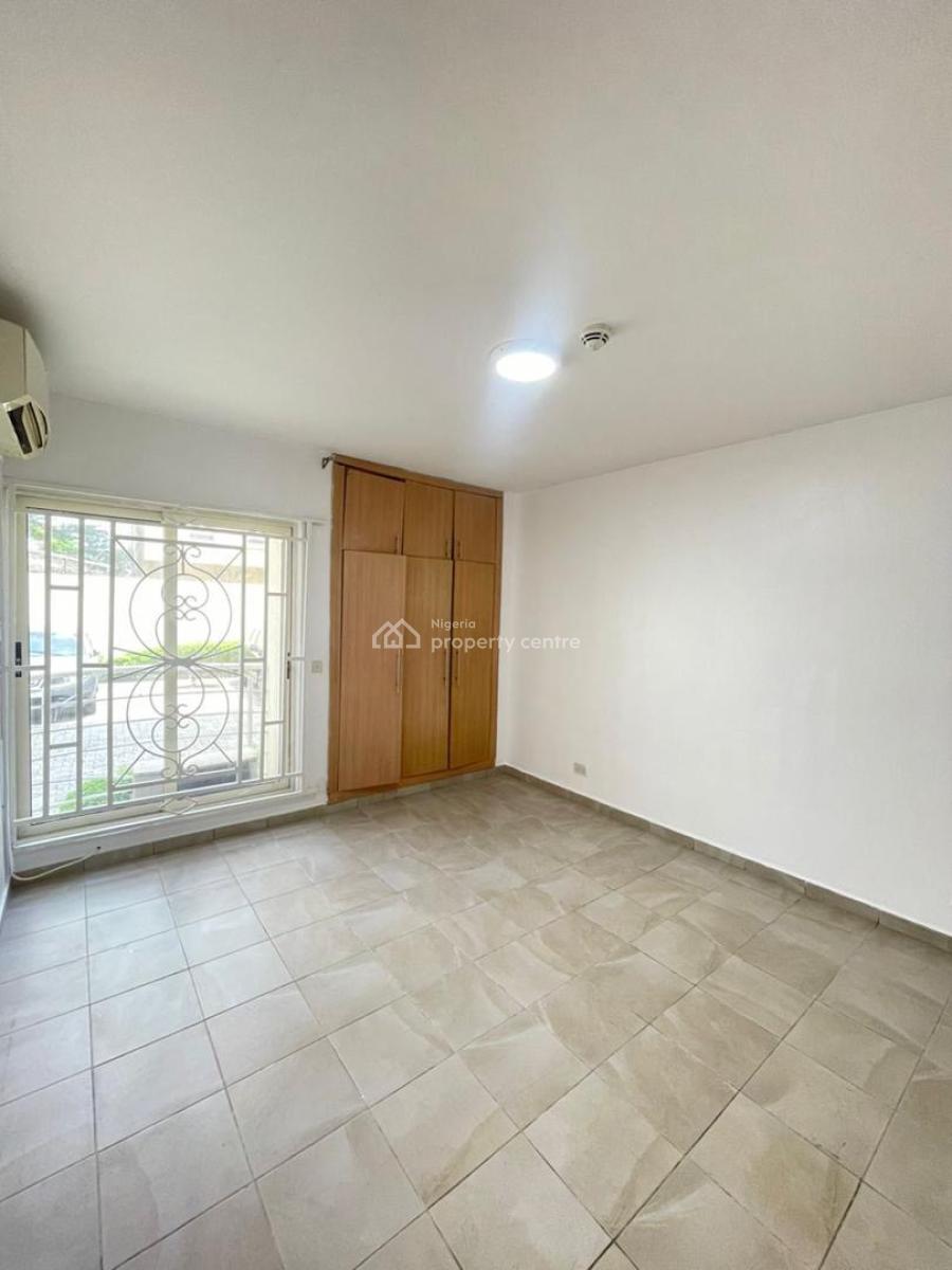 Beautiful 3bedroom Apartment, Oniru, Victoria Island (vi), Lagos, Block of Flats for Sale