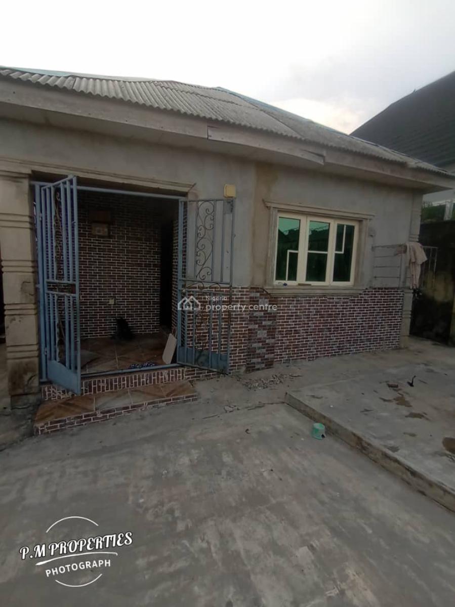 3 Bedroom Flat, Makogi, Magboro, Ogun, Flat / Apartment for Rent