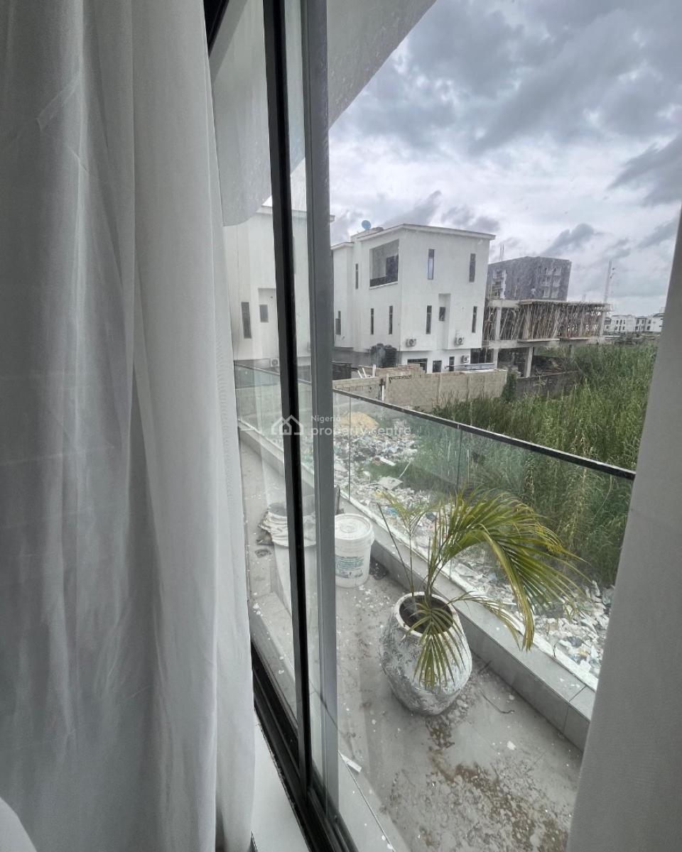 Lovely 2 Bedroom Apartment, Freedom Way, Lekki, Lagos, Block of Flats for Sale