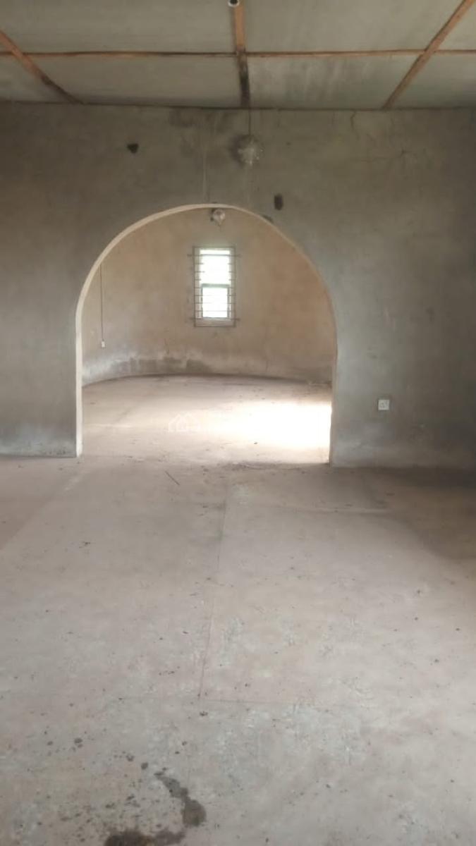 an Old Building Sitting on 2 Plots of Land, Cultural Centre, Ondo Road, Akure, Ondo, Land for Sale