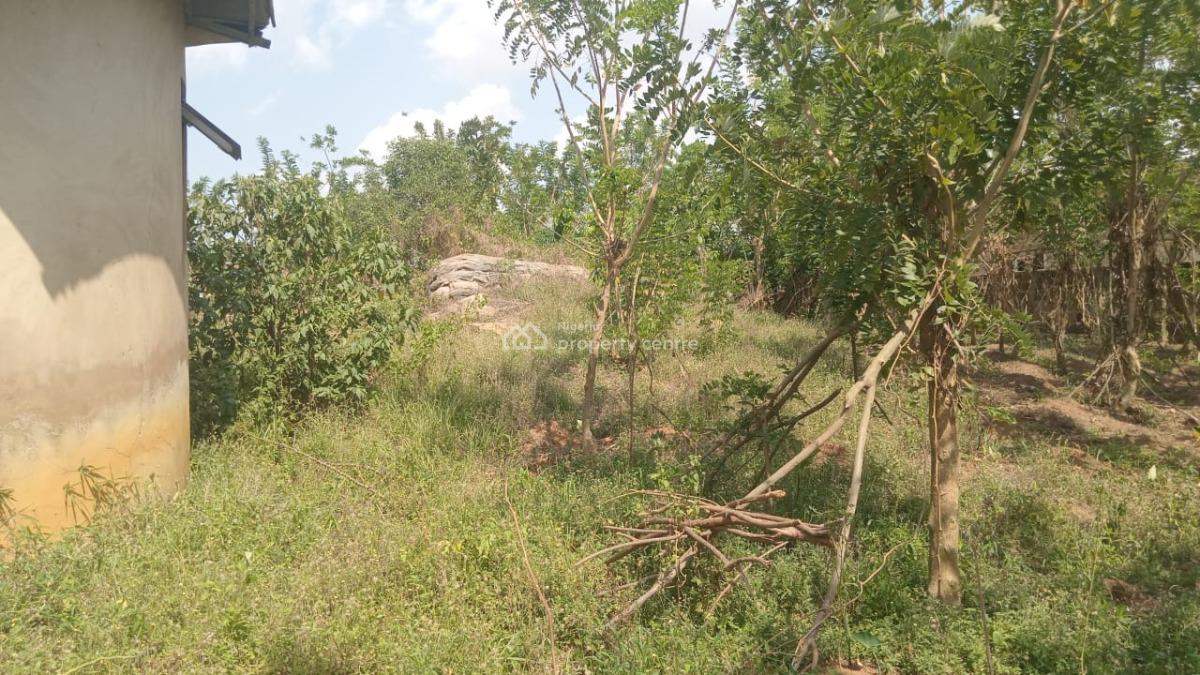 an Old Building Sitting on 2 Plots of Land, Cultural Centre, Ondo Road, Akure, Ondo, Land for Sale