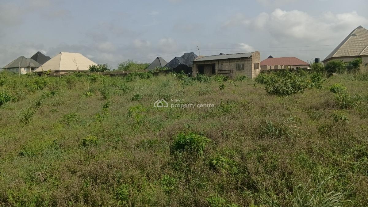 2 Standard Plot Facing The Express, Adjacent Khadob College, Shasha, Akure, Akure, Ondo, Mixed-use Land for Sale
