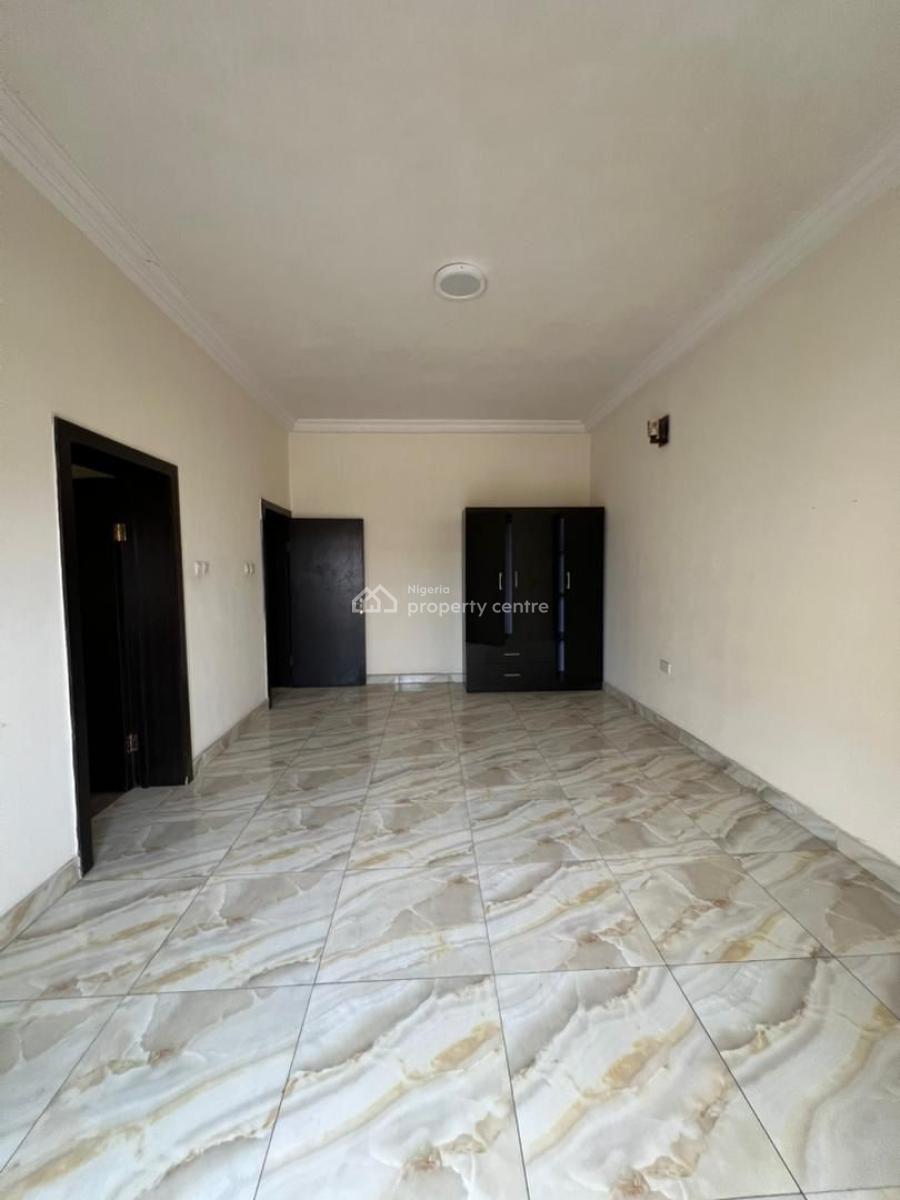 Standard 2 Bedroom, Ogombo Road, Ajah, Lagos, Flat / Apartment for Rent