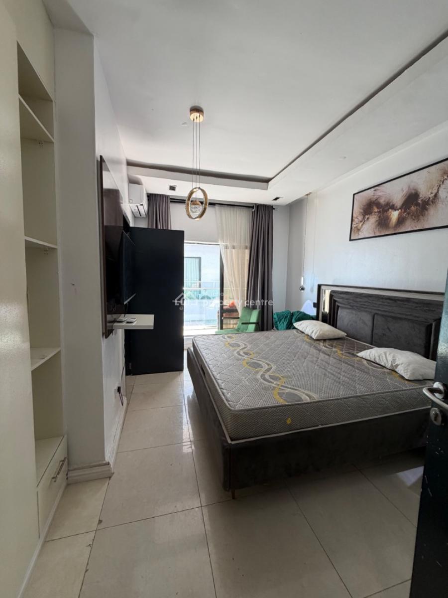 2bedrooms Flat, Lekki Right By Mega Chicken, Lekki Phase 1, Lekki, Lagos, Flat / Apartment for Rent