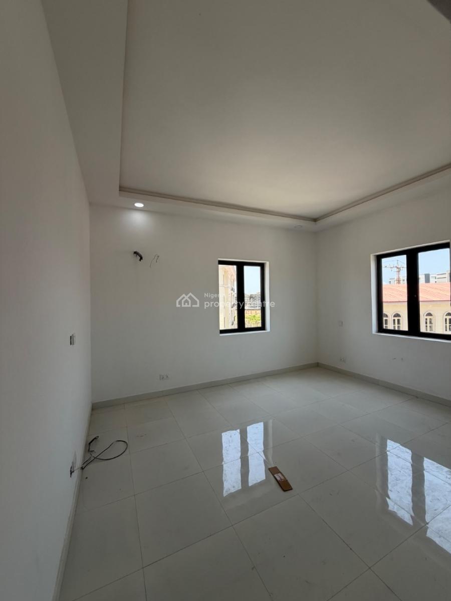Waterfront 3bedrooms Flat with Bq, Admiralty Way, Lekki Phase 1, Lekki, Lagos, Flat / Apartment for Rent
