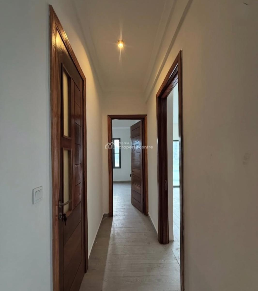 New and Serviced with 24/7 Power Supply 2 Bedroom En-suite Flat. It Wi, Ikate Elegushi, Lekki, Lagos, Flat / Apartment for Rent