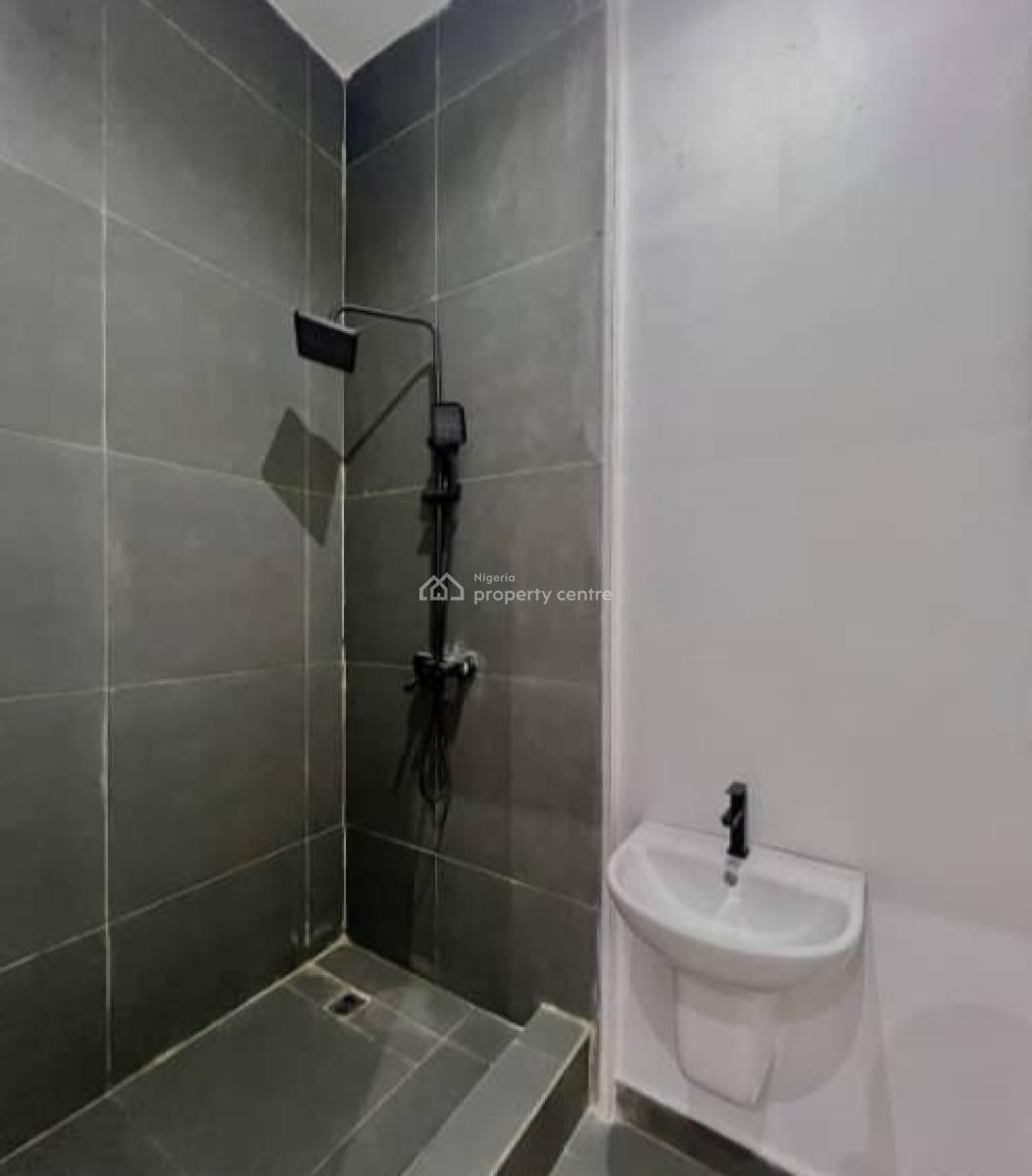 New and Serviced with 24/7 Power Supply 2 Bedroom En-suite Flat. It Wi, Ikate Elegushi, Lekki, Lagos, Flat / Apartment for Rent