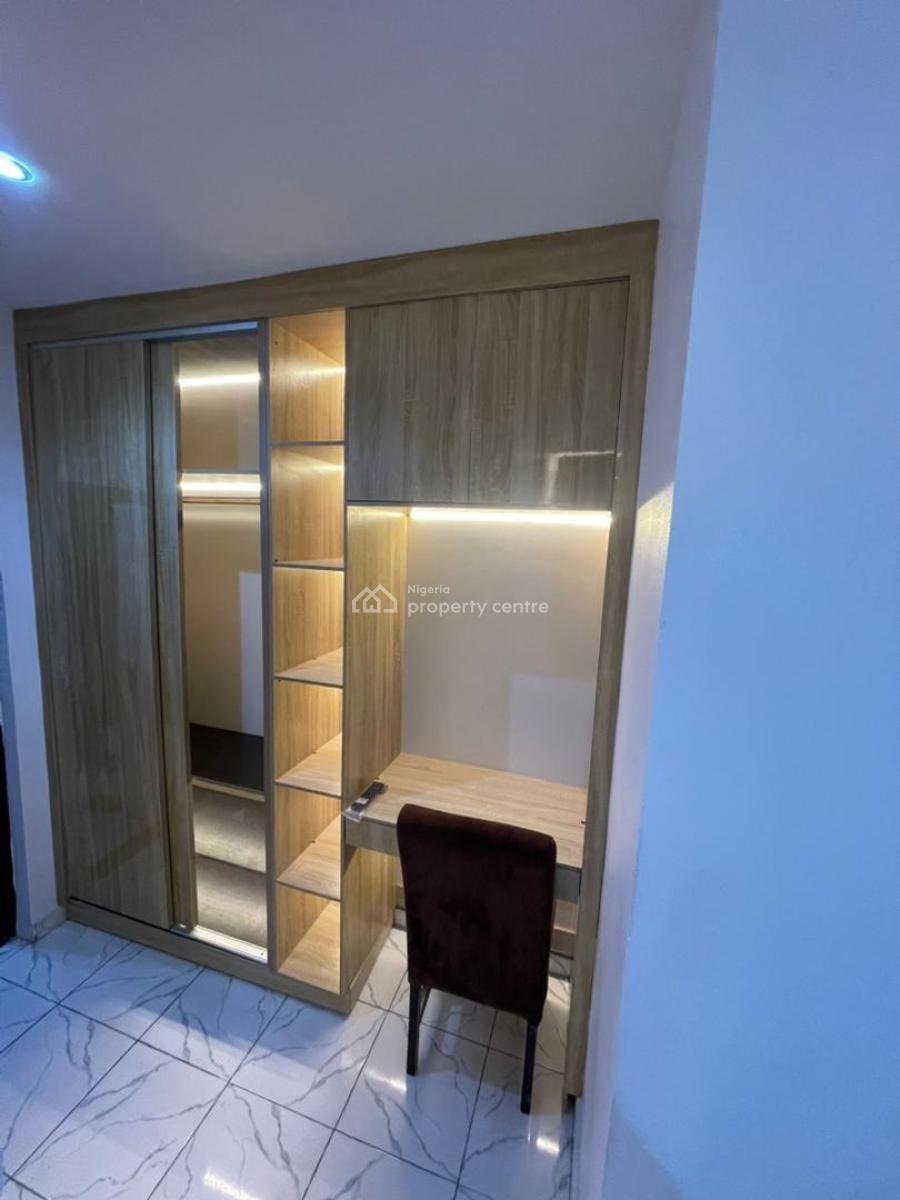 2 Bedroom Luxury Furnished Apartment, 2 Akinrele Close - Off Shasha Akowonjo Road, Akowonjo, Alimosho, Lagos, Flat / Apartment Short Let