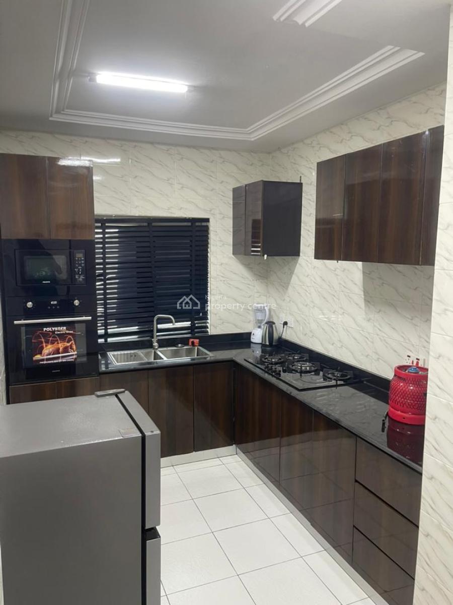 2 Bedroom Luxury Furnished Apartment, 2 Akinrele Close - Off Shasha Akowonjo Road, Akowonjo, Alimosho, Lagos, Flat / Apartment Short Let
