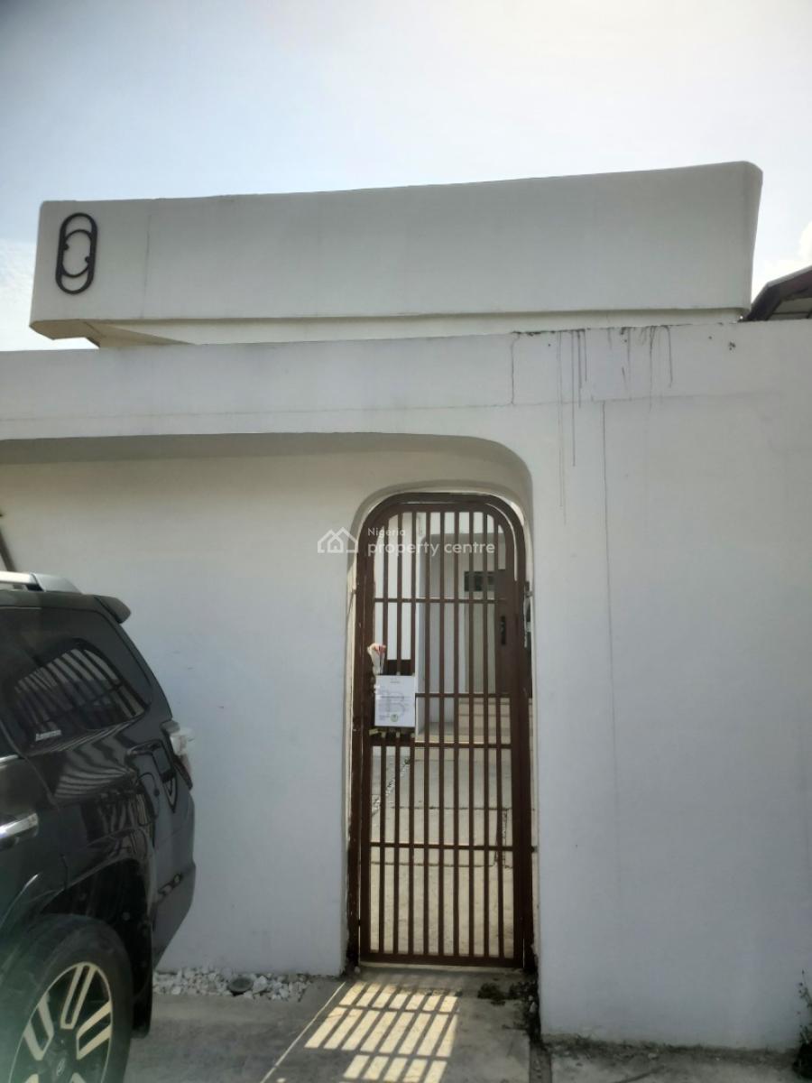Four Bedrooms Flat+ Two Rooms+bq, 18b Da-silva Street, Lekki, Lagos, House for Rent