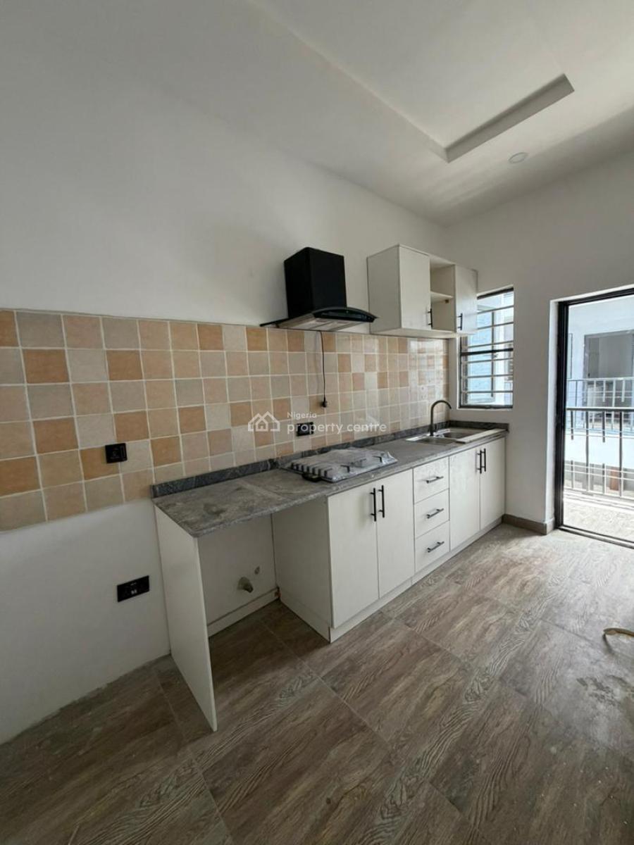 Newly Built and Spacious 2 Bedroom, Ologolo, Lekki, Lagos, Flat / Apartment for Rent