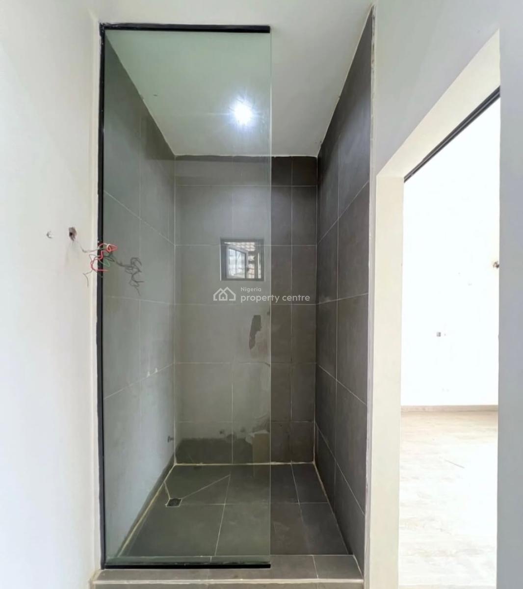 New and Serviced with 24/7 Power Supply 3 Bedroom En-suite Flat. It Wi, Ikate Elegushi, Lekki, Lagos, Flat / Apartment for Rent