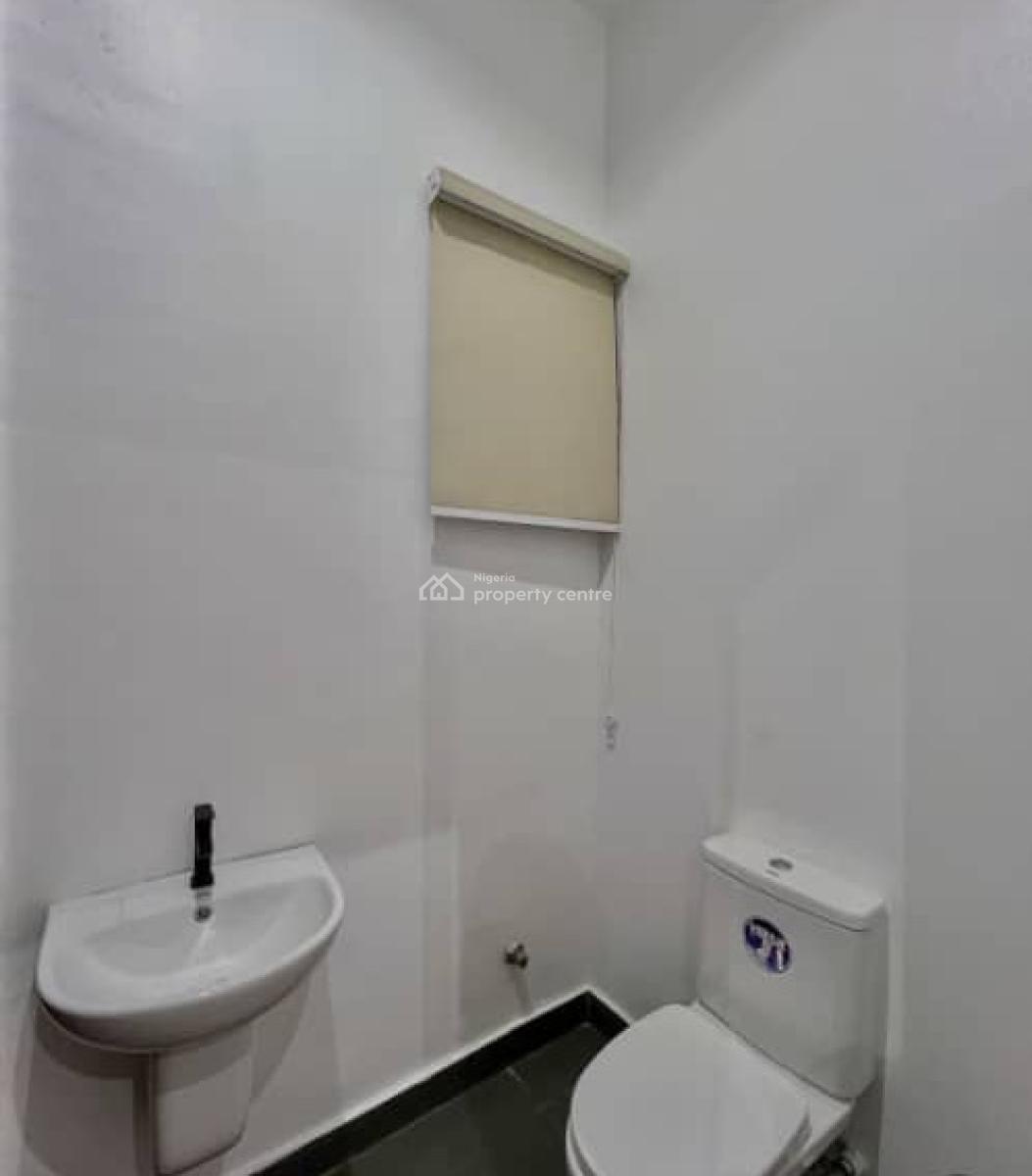 New and Serviced with 24/7 Power Supply 3 Bedroom En-suite Flat. It Wi, Ikate Elegushi, Lekki, Lagos, Flat / Apartment for Rent